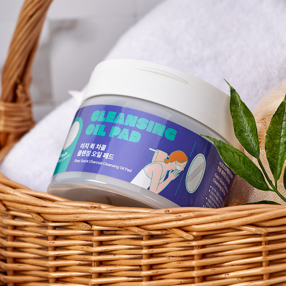 The CosmoFactory Easy Quick Charcoal Cleansing Oil Pad