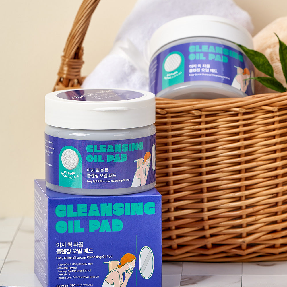 The CosmoFactory Easy Quick Charcoal Cleansing Oil Pad